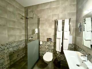 Гостиница Платов Новочеркасск Улучшенный двухместный номер с 1 кроватью-9