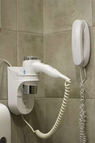 Гостиница Платов Новочеркасск Улучшенный двухместный номер с 1 кроватью-11