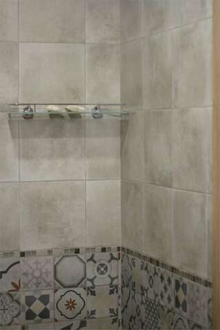 Гостиница Платов Новочеркасск Улучшенный двухместный номер с 1 кроватью-13