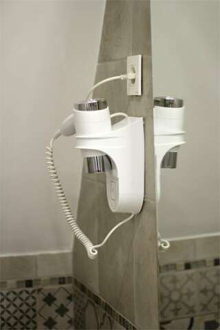 Гостиница Платов Новочеркасск Улучшенный двухместный номер с 1 кроватью-7