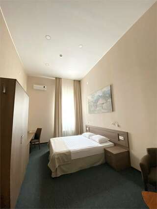 Гостиница Платов Новочеркасск Улучшенный двухместный номер с 1 кроватью-2